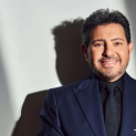 الحالة الصحية لأمير الغناء العربي، الفنان هاني شاكر إثر الأزمة الصحية الدقيقة