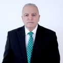 الجراج مرشح لمنصب نقيب الفنانيين و واصف للعزف والغناء